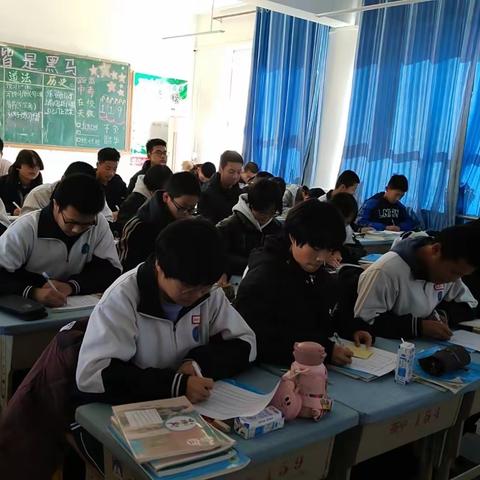 “冬之雅韵，翰墨飘香”茶棚学区初级中学书法比赛