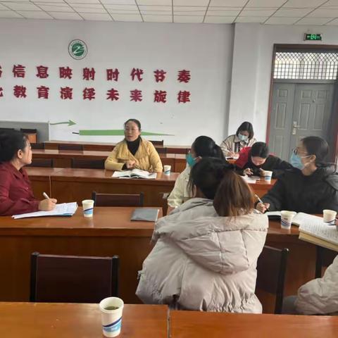 聚力研讨促成长，且行且思共远航——莲池区田立莉差异教学名师工作室课例研讨