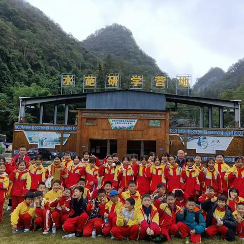 【德得·教育】传承红色基因，感受劳动魅力——甲良小学五（2）班学子走进水葩水浦开展研学实践活动