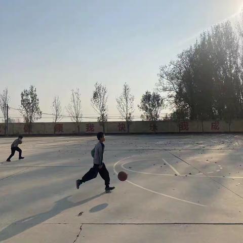 小篮球，大力量_张朝寺小学篮球课🏀