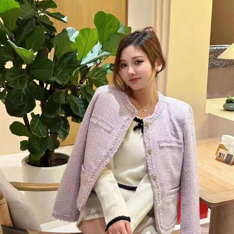 3.8女神节，将美丽进行到 成和商厦四楼时尚女装区 欢迎各位女神们的驾到