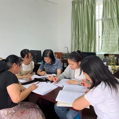 集体研讨有备而来，品质提升促成长－－实验小学博潭分校高年级数学组集体备课（三）