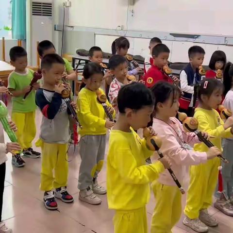 福慧幼儿园葫芦丝课分享会