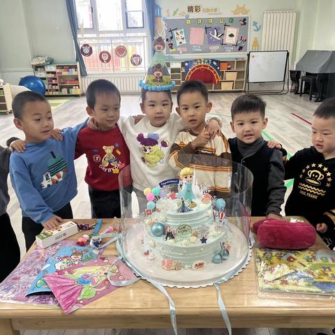 东方熊幼儿园生日会