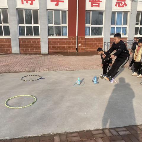 阳光体育，伴我成长——张朝寺小学