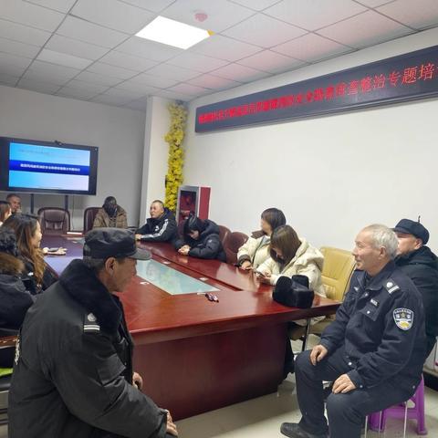 御泉路社区开展高层民用建筑消防安全隐患排查整治专题培训