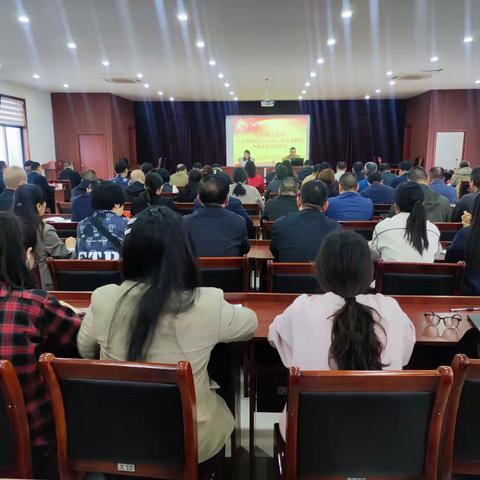 市供销社召开学习贯彻党的二十届三中全会精神市委宣讲团宣讲会