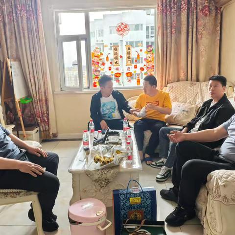 关怀暖人心，慰问显真情