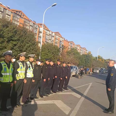 郑店街道综合执法中心整治同兴小区周边市容环境工作日报（11月23日）