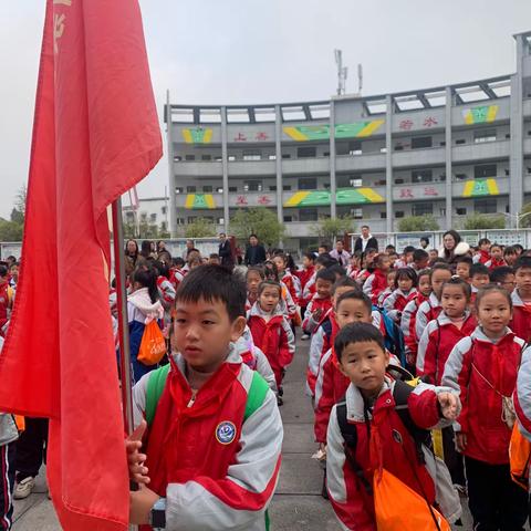 劳动励心智· 薪火永相传-铜仁市第二十二小学二年级（3）班