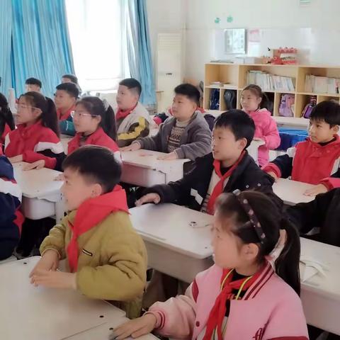 🌼来集镇中心小学乐高社团🌼