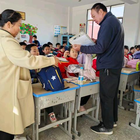 排查危险物品 共筑校园安全