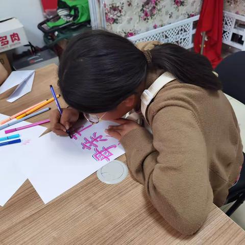 冶金社区开展爱在心头、母爱永存--母亲节活动