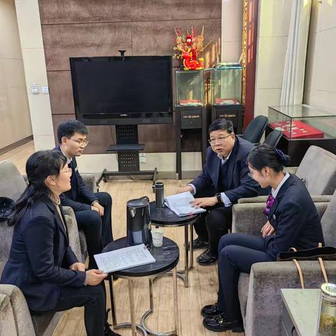 白银分行运行管理部深入平川支行开展提升集约运营质量工作