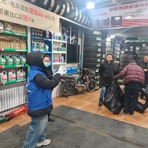 城乡路街道福尚社区开展“消费品以旧换新”政策宣传活动