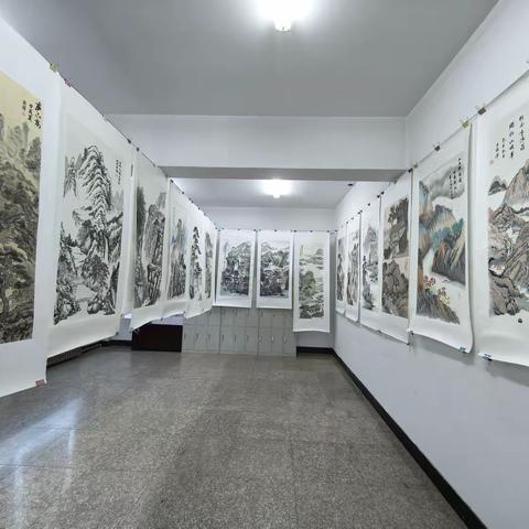 通辽铁路老年大学开展 文化艺术书画类展示活动