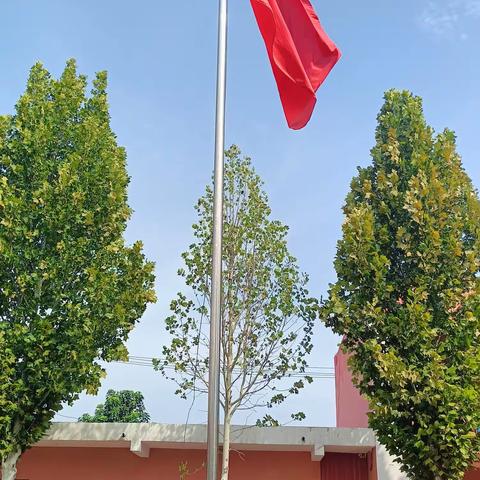 沙河学校举行“迎国庆，唱红歌”活动