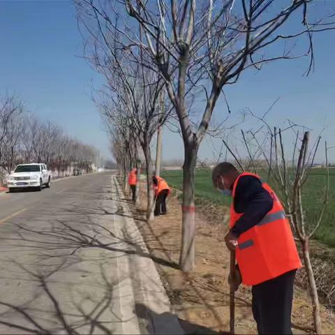 执"笔"摹春景  公路养护"春耕"进行时 ——叶县农村公路建设养护中心春季大会战日常养护记实