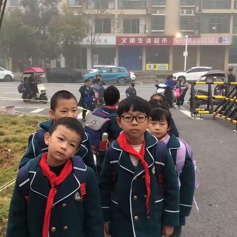 江霞小学 12.5日值班小结