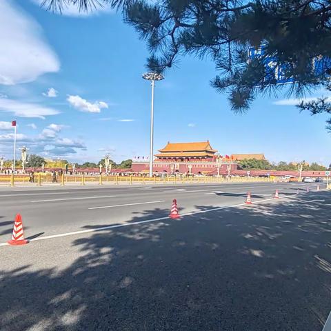 专家引领强党建                                                 学习研讨促提升 ——荆门市中小学幼儿园党组织书记研修纪实（第7天）