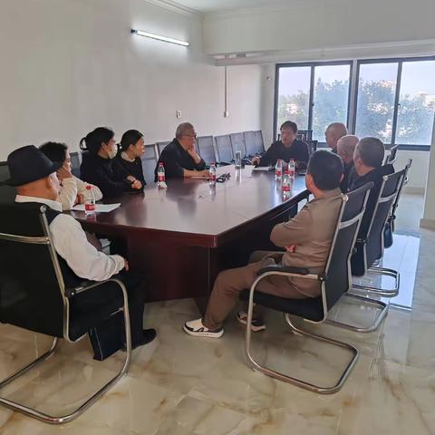 【市住建局（房管中心）】小物业，大民生———房管中心到蓝城一号小区开展一听二讲三帮活动