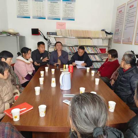 光辉村委会，展巾帼风采”妇女节主题活动