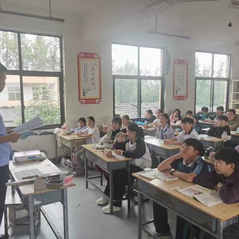万冢一小法制教育课
