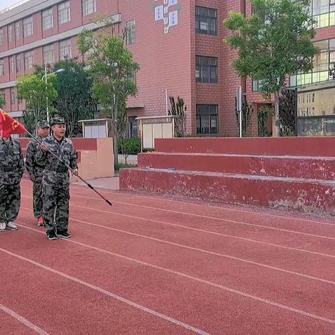 聊城市东昌府区香江小学四年级开展“感知时代印记  领略科技魅力”一日研学活动