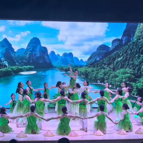 书香润童心，舞姿展芳华——石家庄市维明路小学舞蹈社团闪耀“新时代好少年·礼赞新中国奋进新时代”主题读书活动