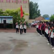 【全环境立德树人】学习二十大，争做新时代好队员——郑店镇王集小学举行一年级少先队分批入队活动