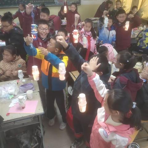 井坪二小五四班社会实践活动——制作创意走马灯