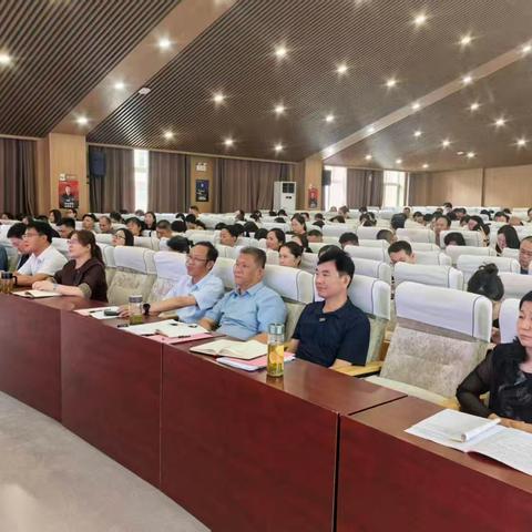 研思聚力展硕果，课题论道促提升——通盛路北辛中学“基于教学问题的小课题”研究教育论坛活动