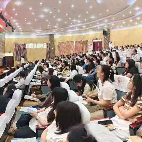 洞察心灵隐秘角落 守护学生阳光成长——睢宁县新城区实验小学教师心理健康专题讲座