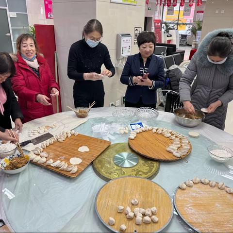 “浓浓饺子香，暖暖冬日情”银池支行举办包饺子厅堂活动