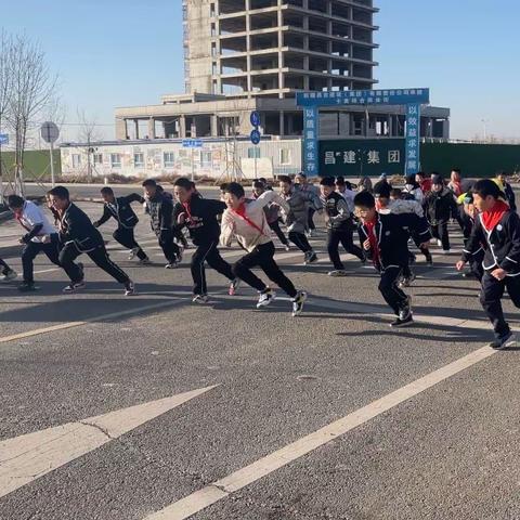 “少年不畏严冬至，飞扬活力正当时。”——昌吉州实验小学准东分校冬季环城赛