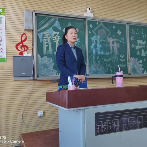 “静待花开 共育成长” 💌主题家长会 延安新区外国语学校 六年级十班召开家长会 2023.11.19