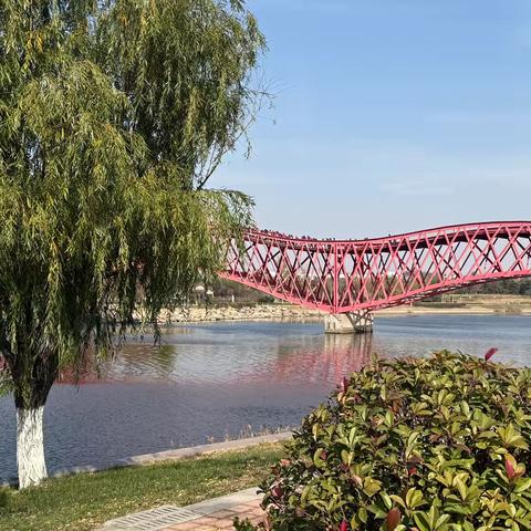 北关中学秋游小记｜秋日欢乐行：探索与成长