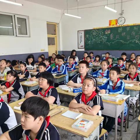 “深耕教研，匠心筑梦”——威县第五小学美术教研活动