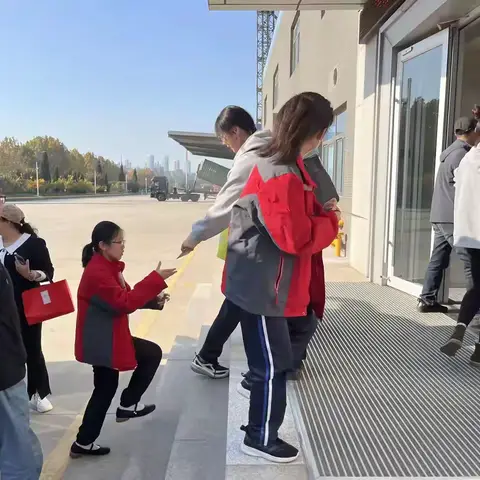 “研”有所见，"学"有所获 ——黄渤海新区第四初级中学初二四班研学记录