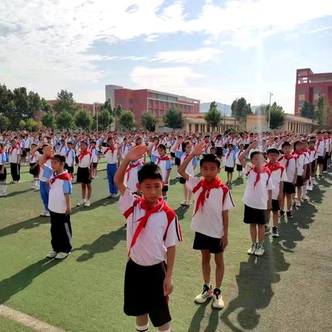 家校共育丨“基础教育”概念和内涵的解释