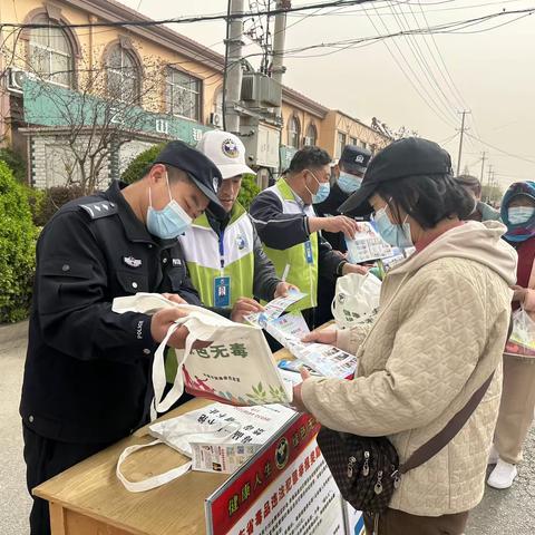 平度市云山派出所深入辖区开展禁毒宣传活动