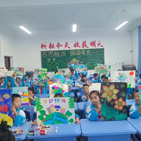 秀暑假生活 展达人风采——友谊小学“童趣暑假”展评活动掠影