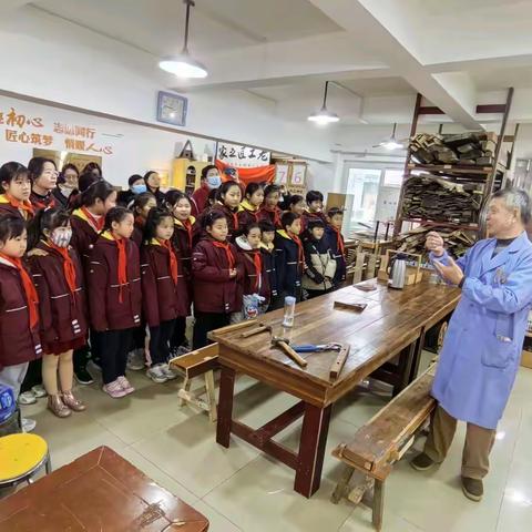 甸柳新村街道“四强四促”推进全龄全域廉洁家风建设