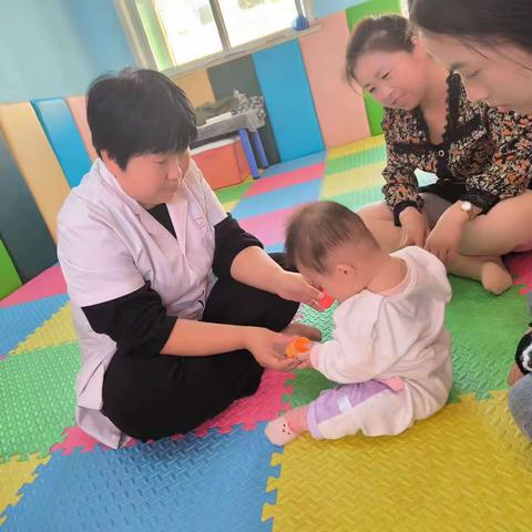 关注儿童健早期教育，促进儿童健康成长--万堤中心卫生院早教活动进行中