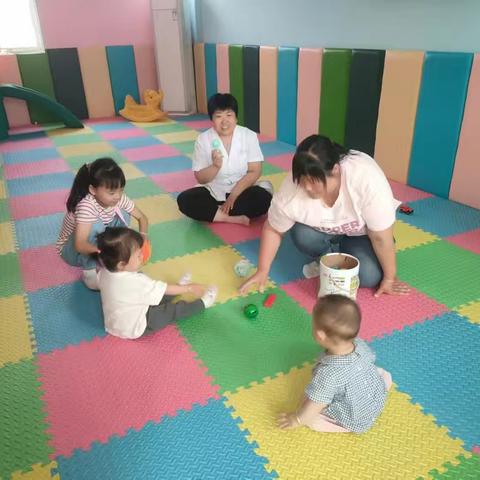 关注儿童健康早期教育，促进儿童健康成长--万堤中心卫生院早教活动进行中