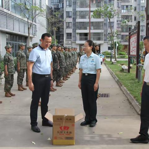 节前慰问话军情  浓浓关怀暖人心