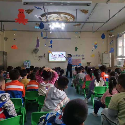 北坦街道进开展交通安全进校园活动