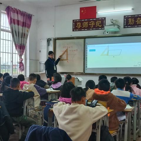 教与研携手，学与思并肩——永丰县名优教师“送教下乡”教研活动