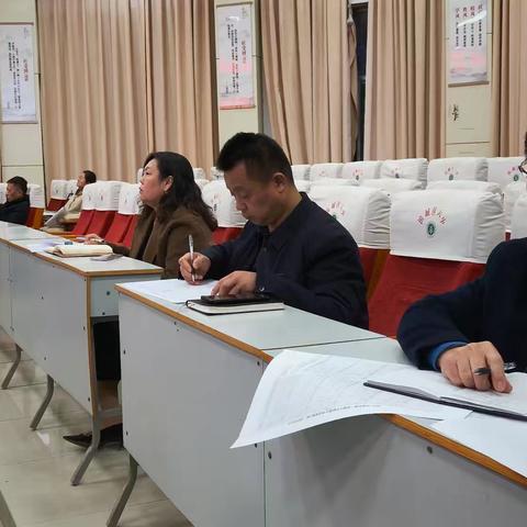 溯源复盘，聚力深耕——滨城区第六中学六年级第二次级部工作推进会议