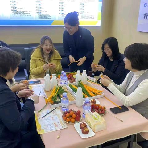 【建行辽宁】营口分行营业室开展“三八节”温暖港湾 关爱女神活动